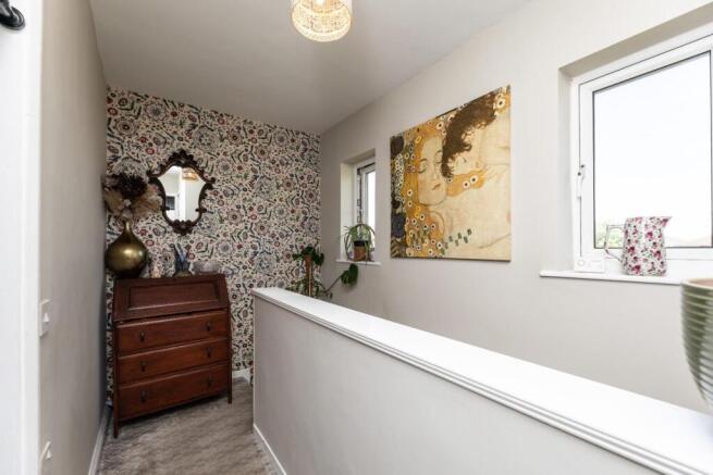 2 bed Semi-Detached for sale Image 12