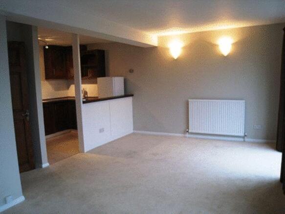 DINING ROOM /...