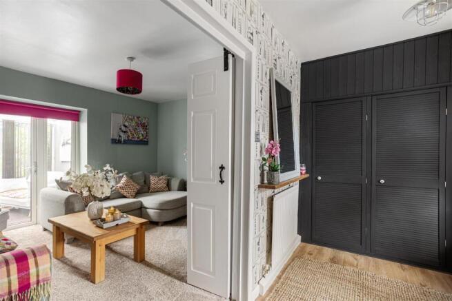 3 bed Semi-Detached for sale Image 5