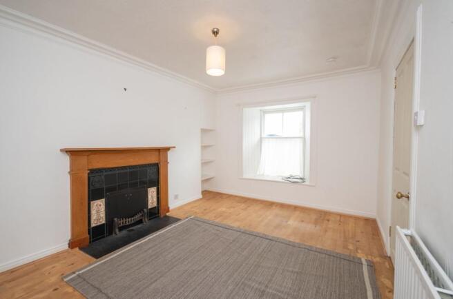 Sitting/Dining Room
