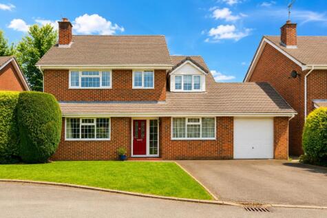 Ravenscroft, Holmes Chapel, Crewe, Cheshire, CW4