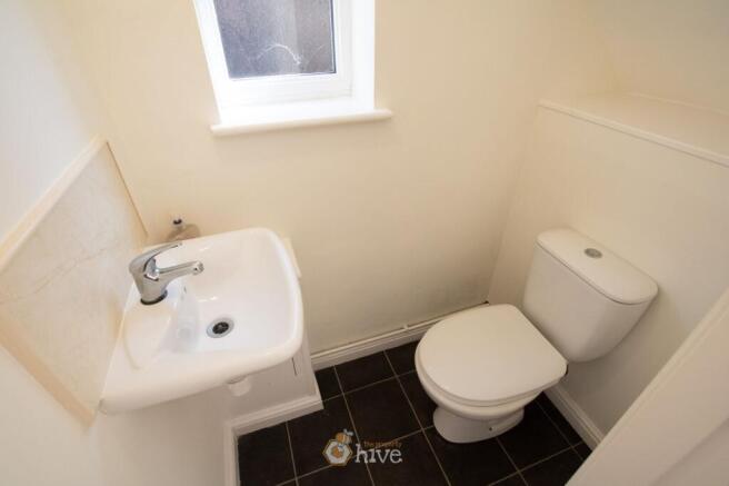 3 bed Semi-Detached for sale Image 8