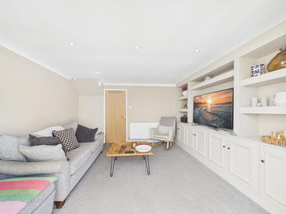 2 bed Semi-Detached for sale Image 7
