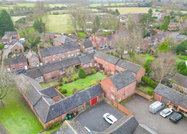 8 Hayes Farm Court, Ticknall