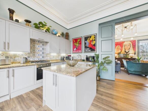 CAM03062G0-PR0218-STILL031