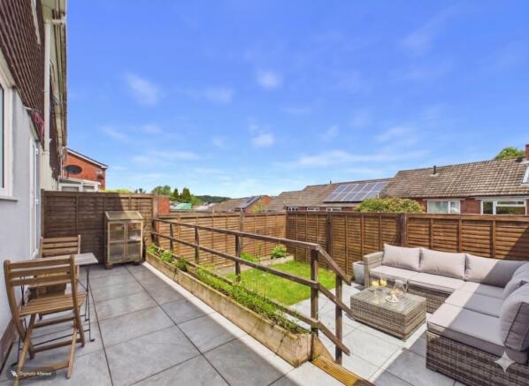 Lower Patio - Gray