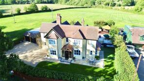 Laurelbank, Julkes Lane, Carters Hill, Reading RG2 9JJ