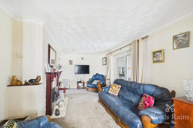 3 bed Semi-Detached for sale Image 5