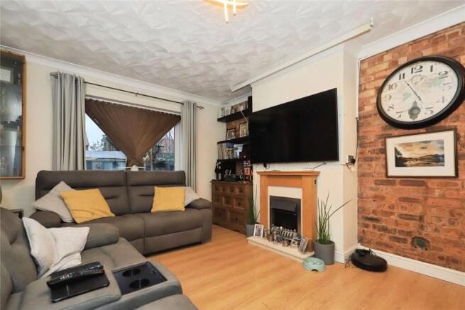 Lichwood Road, Wolverhampton, West Midlands, WV11 photo 3