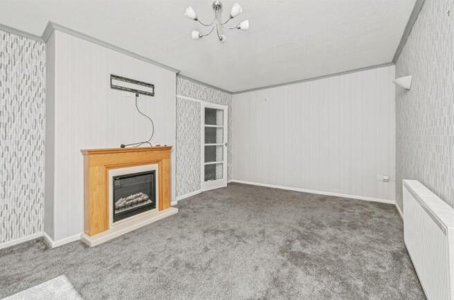 2 bed Semi-Detached Bungalow for sale Image 5