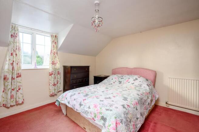 3 bed House for sale Image 6