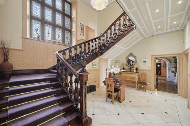 9 bed Semi-Detached for sale Image 4
