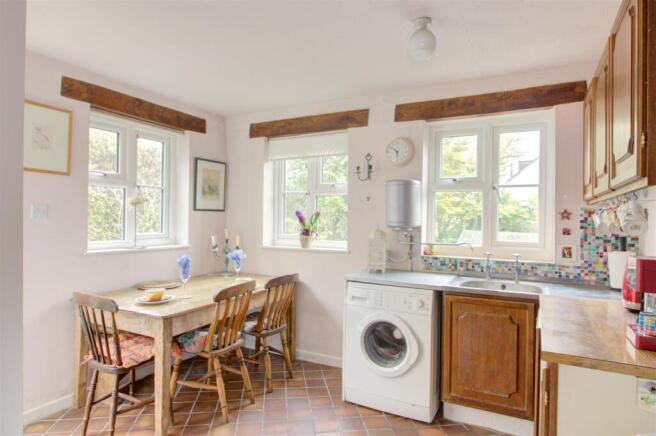 Foxley Road, Malmesbury photo 4