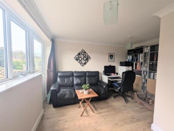 FAMILY ROOM/BEDROOM FOU