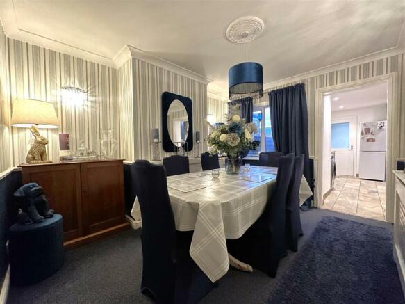 Dining Room 620