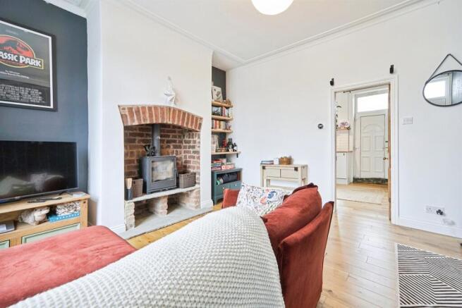 2 bed Terraced for sale Image 7