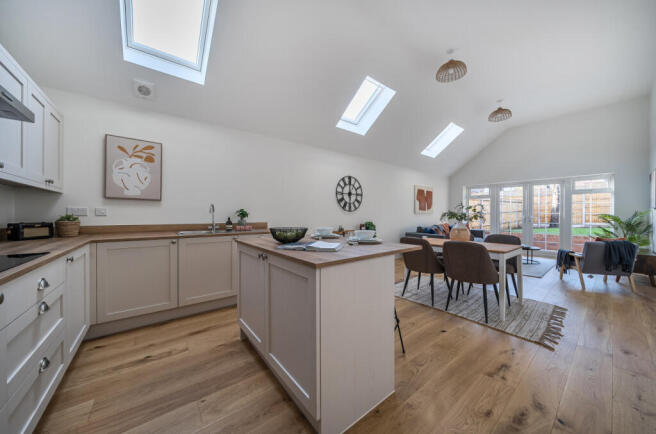 1398121-8-696a41d...