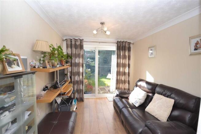 Second sitting/sun room extension