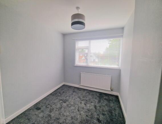 3 bed House to rent Image 10