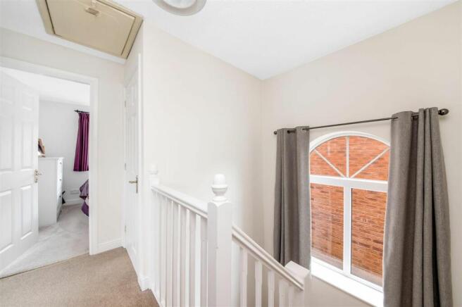 FIRST FLOOR LANDING