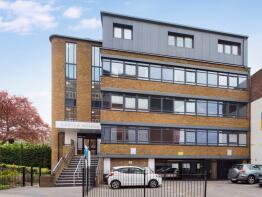 33, Castle House, Desborough Road, High Wycombe HP11 2FP