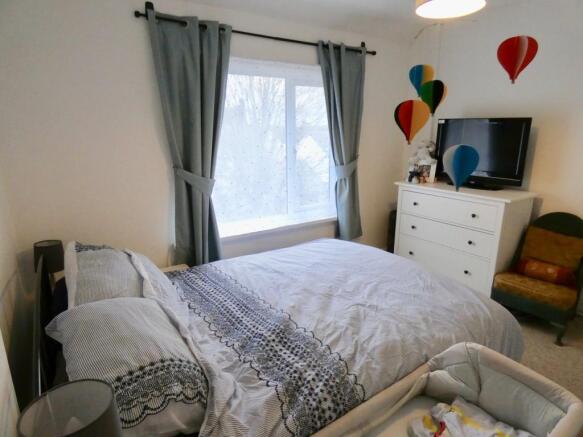 Photo 10