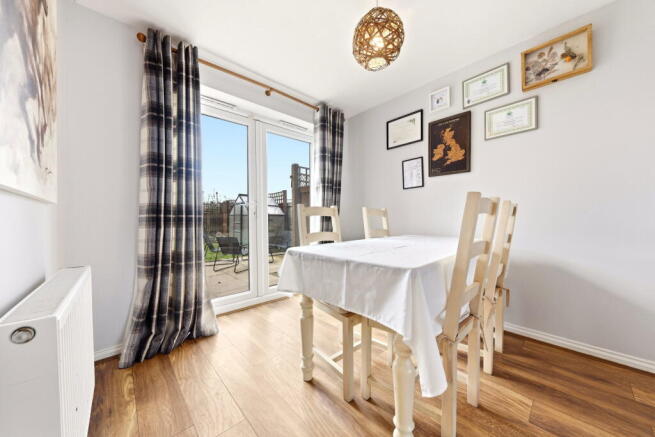 3 bed Detached for sale Image 11