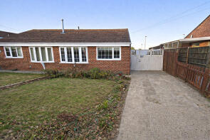 31, Greenfield Gardens, Flanderwell, Rotherham S66 2JG