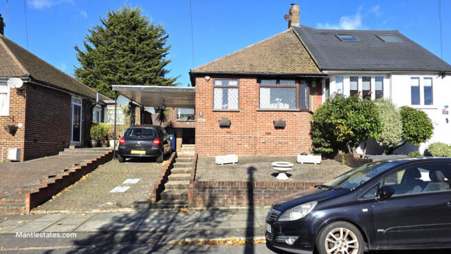 2 bed semi-detached bungalow for sale Hamilton Ro