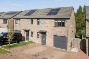 28, Goldeneye Drive, Hyvots Bank, Edinburgh EH17 8XL