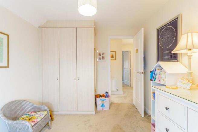 EZAELBBUHS60 - Bedroom E.jpg