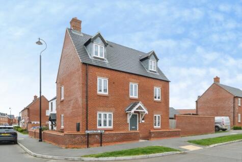 Uttoxeter Way, Towcester, Northamptonshire, NN12