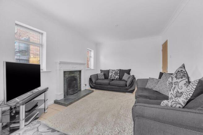 Peaks Lane, New Waltham photo 4
