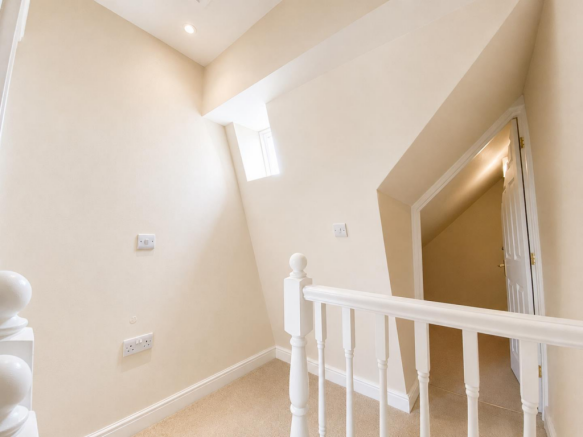 2nd Floor Landing