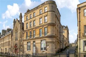 Flat 3, Hay Hill House, Hay Hill, City Centre, Bath BA1 5LZ