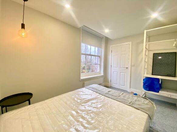 1 bed Apartment to rent Image 8