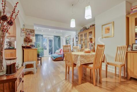 Alder Grove, London, NW2
