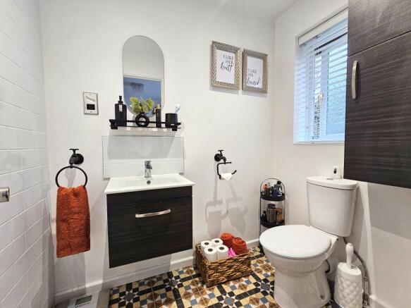 EN-SUITE