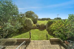 77, Grange Close, Heathfield TN21 0EG
