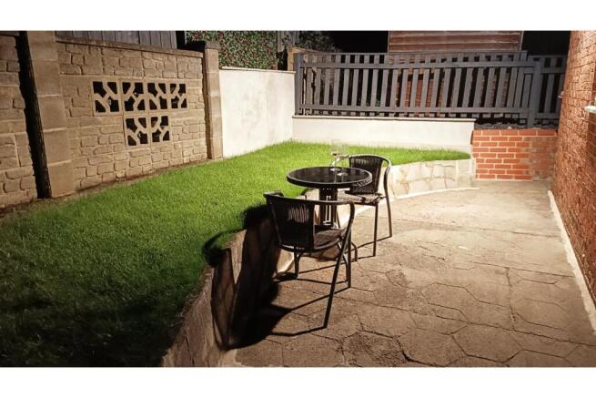2 bed Semi-Detached Bungalow for sale Image 11