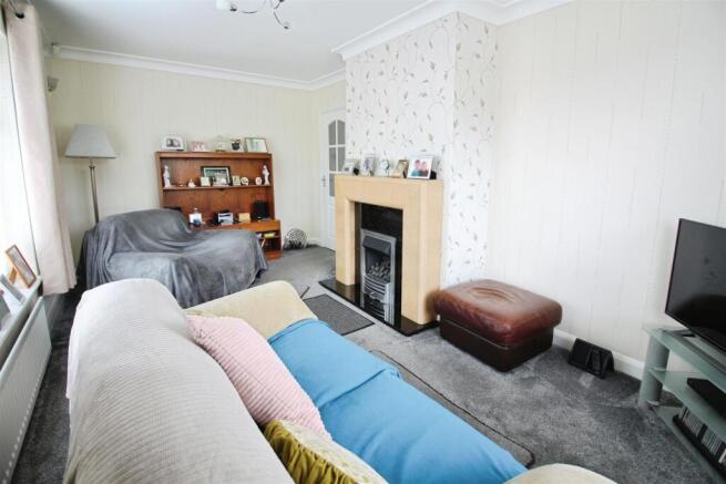 3 bed Detached Bungalow for sale Image 7
