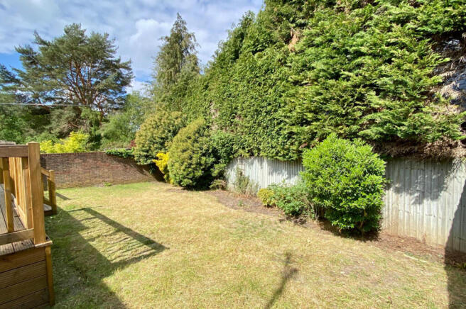 Brockwood, St. Leonards, BH24 2PS photo 4