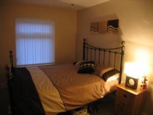 48 Lynholme Rd bed