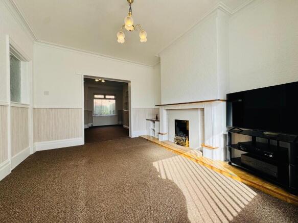 3 bed Semi-Detached for sale Image 6