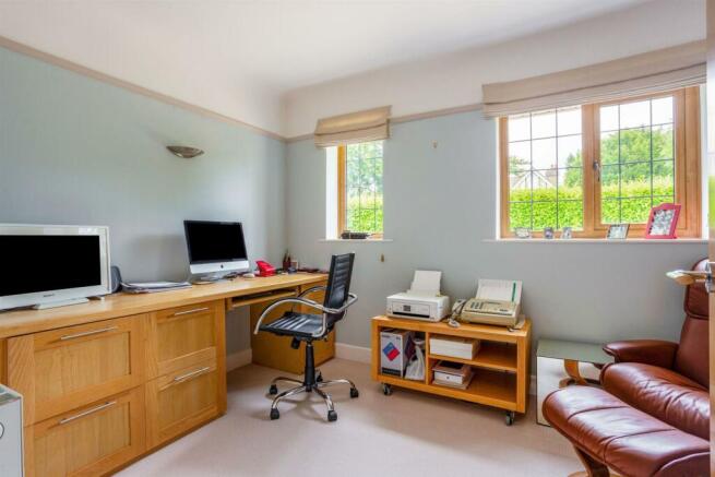 74022_8 Highland Road Wimborne (12)_low.jpg
