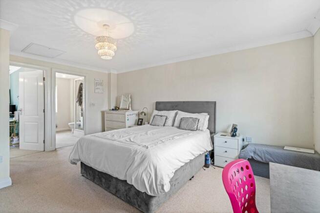 Bedroom 1 (Double with Ensuite)