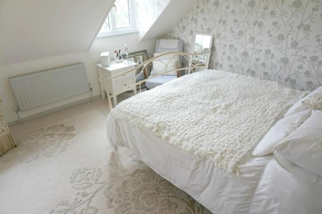 Bedroom 2.JPG