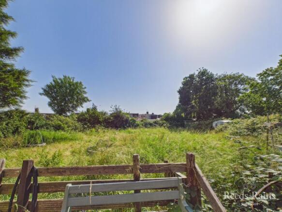 3 bed Bungalow for sale Image 4