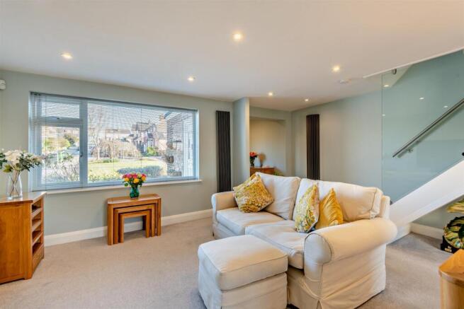 8638638-interior08-800.jpg