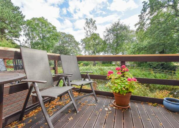 2 The Water Gardens - Balcony.jpg